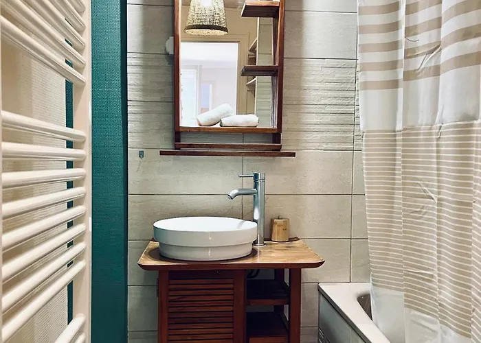 Le Roy Soleil Classe 3 Etoiles Cosy & Coeur Du Quartier Saint-louis Wersal