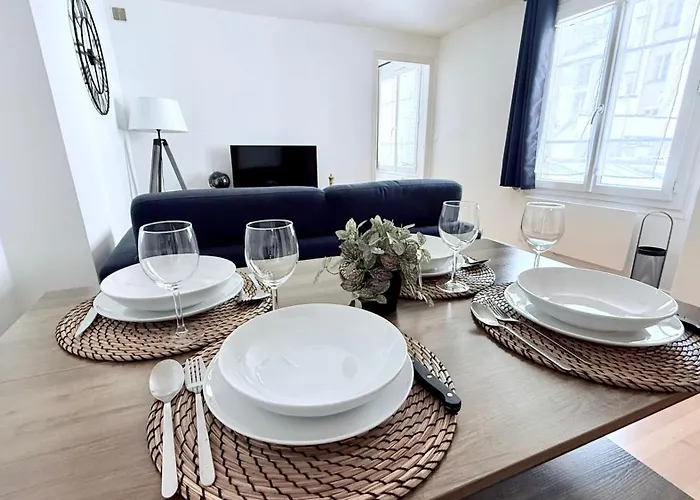 Le Roy Soleil Classe 3 Etoiles Cosy & Coeur Du Quartier Saint-louis * Wersal